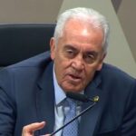 Após implante de marca-passo, Otto Alencar recebe alta e segue recuperação em casa